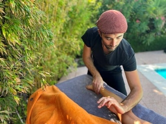 Photo d'un massage à domicile de Guillaume Berthézène